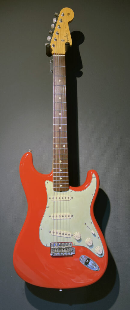 香川県高松市より、Fender Custom Shop 1960 ストラトキャスター 